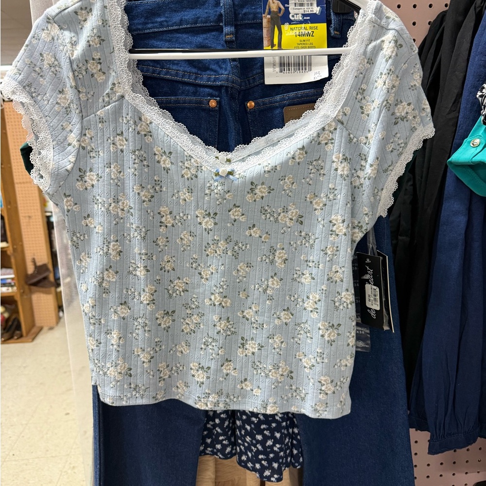 Derek Heart Light Blue Floral Lace-Trim Ribbed Crop Top
